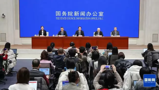 未来五年能源赛道划定！绿电、零碳园区、新型储能成政策支持核心